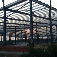 商洛市钢结构工程安装 洛南县钢结构拱形顶棚搭建 款式种类多