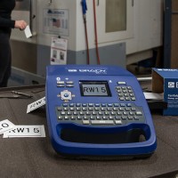 M710便携式标签打印机